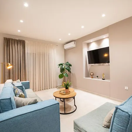 Thea Seaview Luxury Living Villa Kalamata Exterior photo