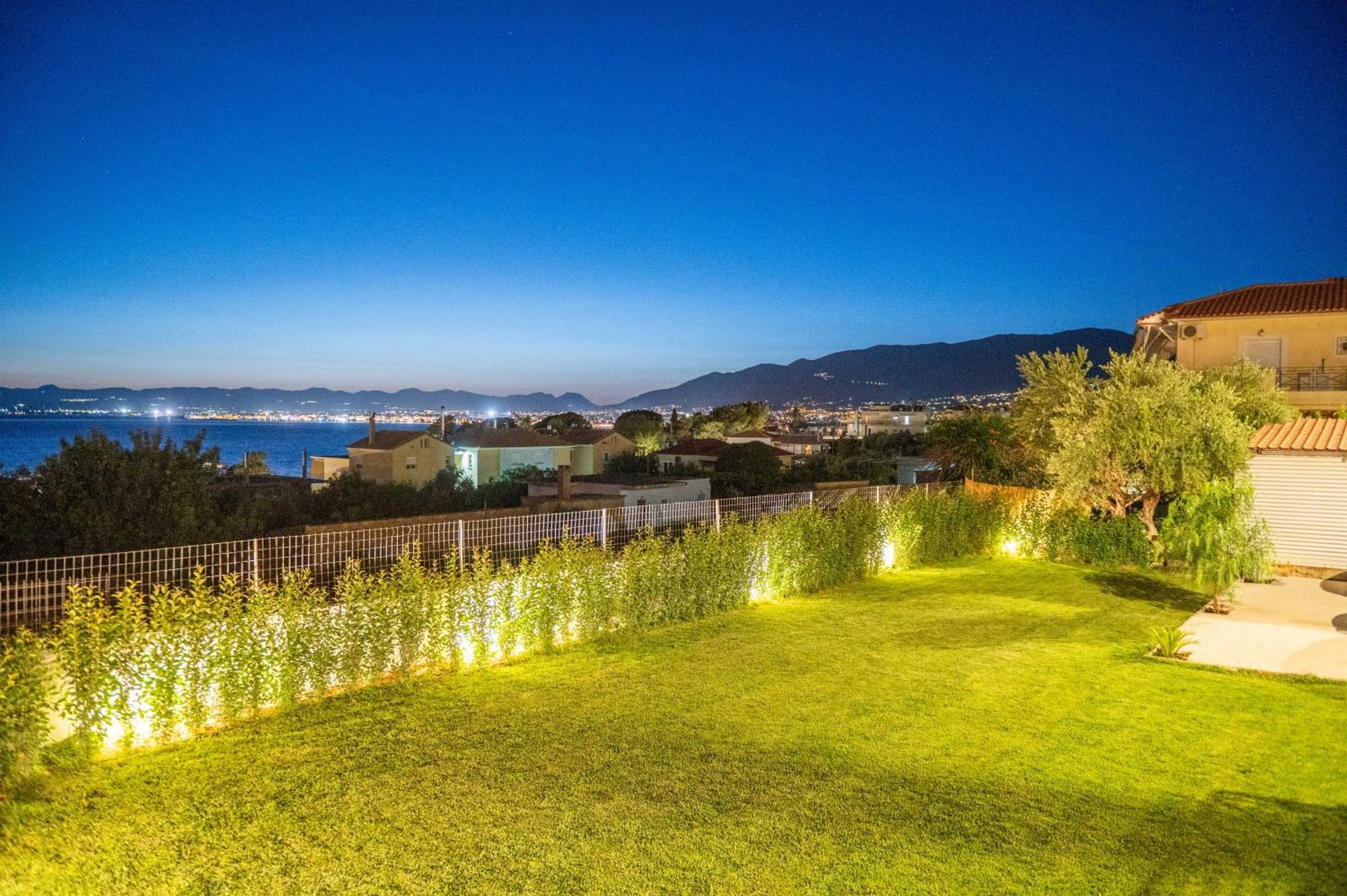 Thea Seaview Luxury Living *