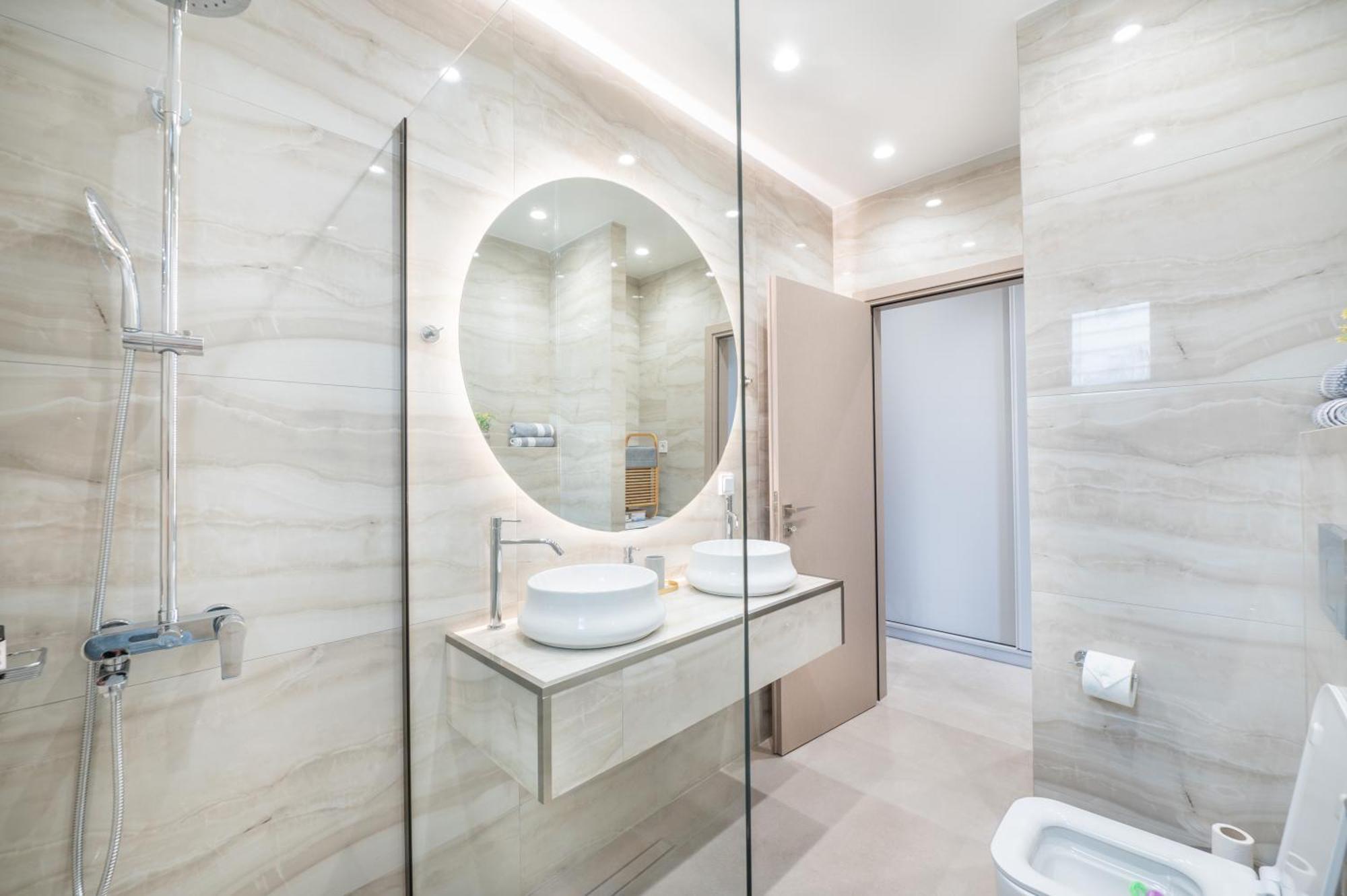 Thea Seaview Luxury Living *